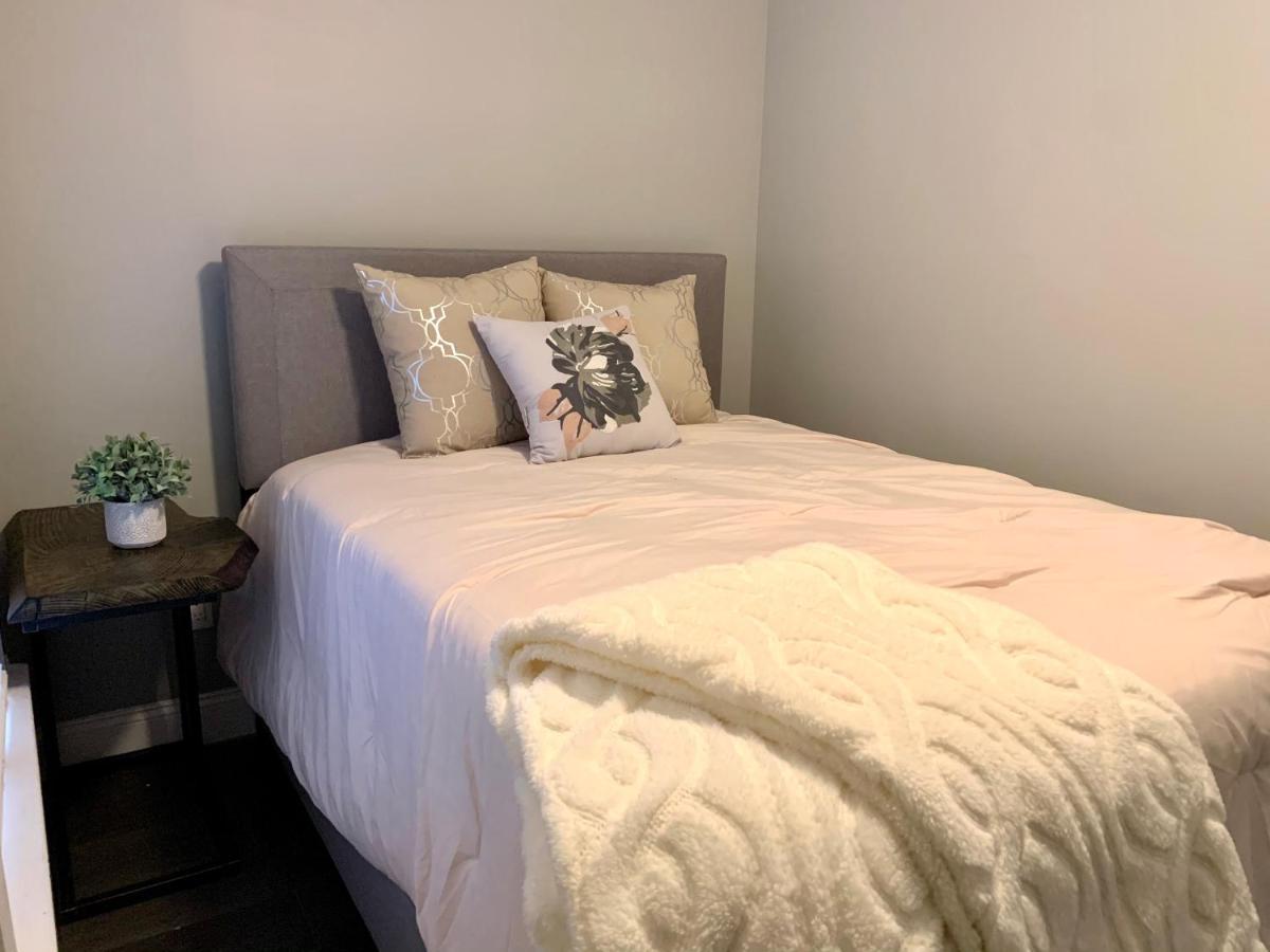 Spacious 5Br 2Bath Close To Niagara Falls And Casino Εξωτερικό φωτογραφία